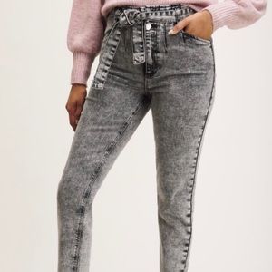 High Rise Acid Wash Belted Jeans